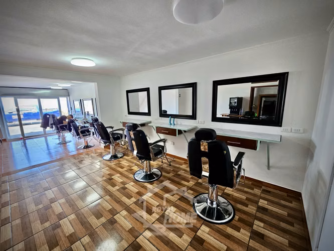 Oportunidad: Peluquería Montada y Funcionando – 60 m² en Sector Norte