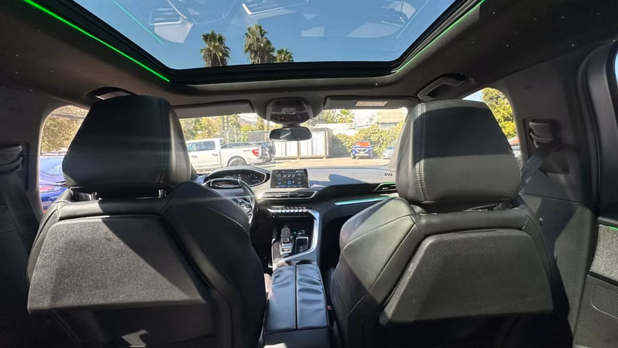 Peugeot 5008 GT LINE 1.6 AT (2018)