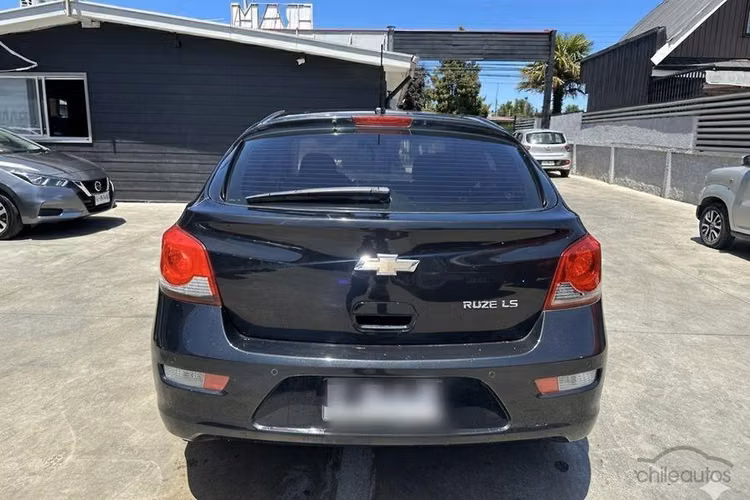 Chevrolet Cruze 1.8 LS