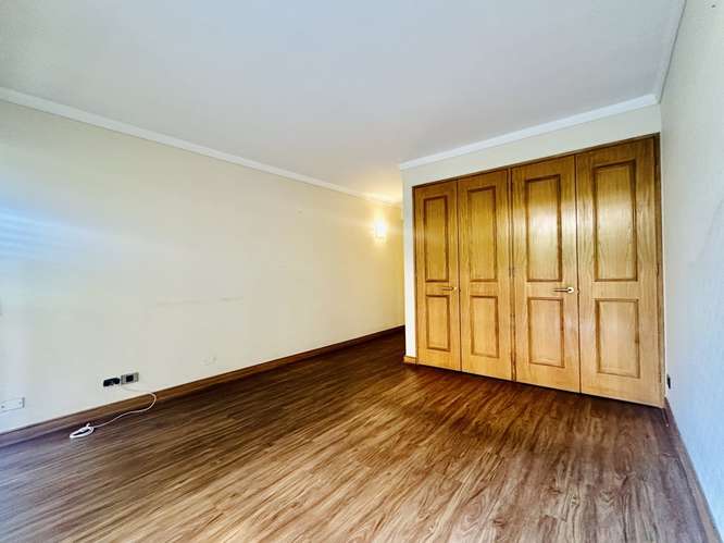 Barrio El Golf: 378 m2, 4 terrazas y 5 estacionami - Imagen 19