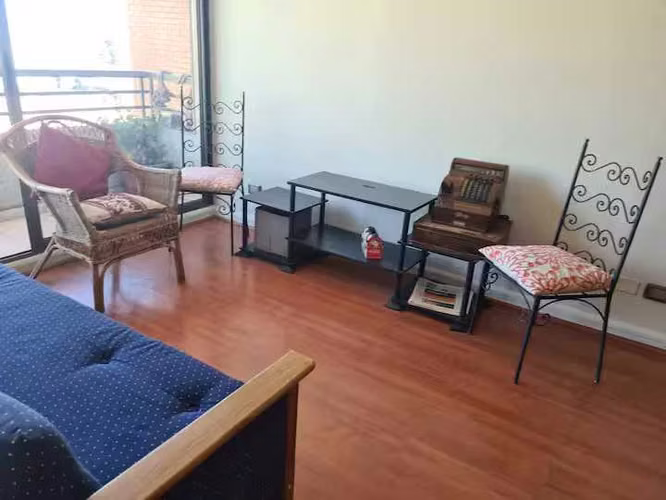 ARRIENDO DIARIO 1DORM  METRO MANUEL  MONTT (151397)