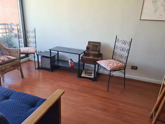ARRIENDO DIARIO 1DORM  METRO MANUEL  MONTT (151397)