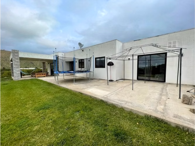 Se Vende Hermosa Parcela Con 2 Casas En Padre Hurtado - Imagen 5