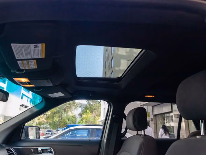 Ford Explorer Xlt 4X4 3.5 2017
