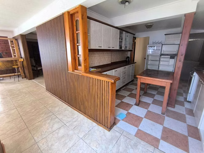 Se vende amplia casa en Puente Alto (151344)