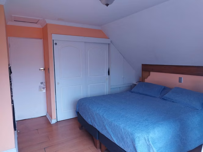 Casa con excelente ubicación y conectividad