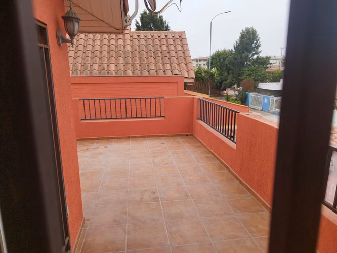 Casa con excelente ubicación y conectividad