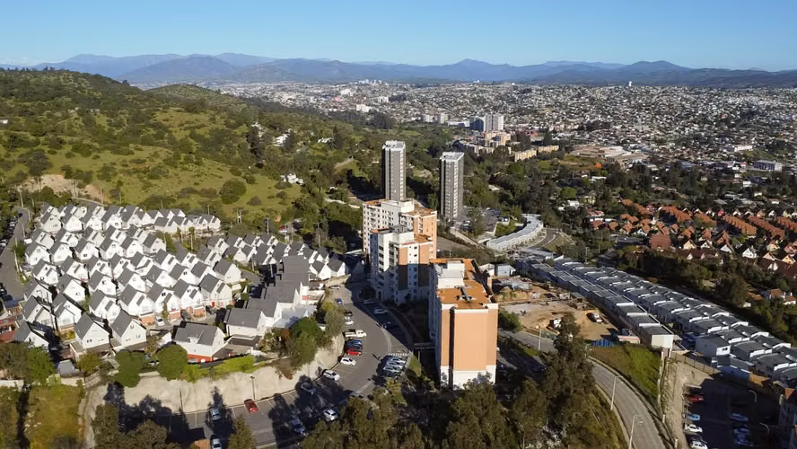 VIVABIEN VENDE CASA EN JARDINES DE PASO HONDO