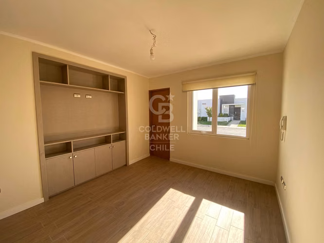 Casa en Villa Alemana: Tranquila, moderna y bien ubicada