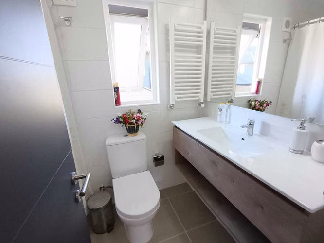 Vive con Comodidad y Estilo Moderno (151516)