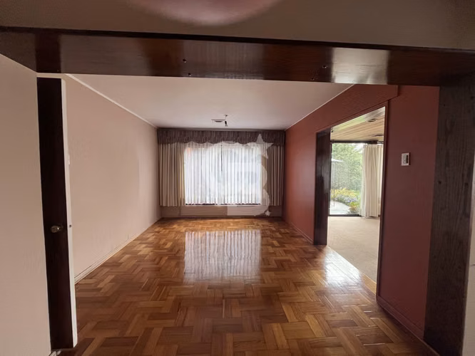 Hermosa casa en arriendo con excelente ubicación.