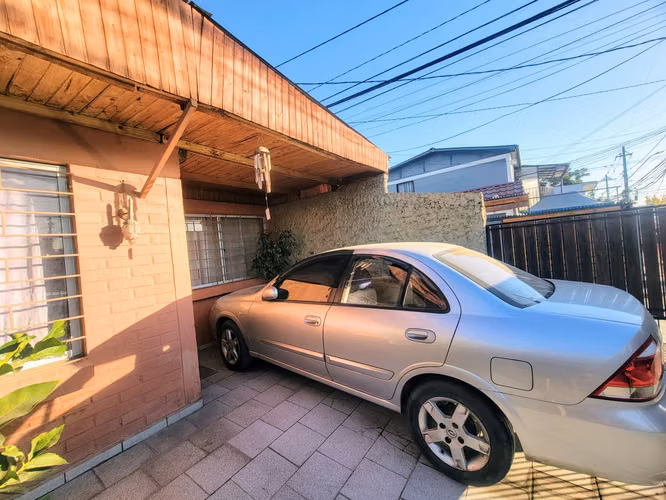 Se vende casa en Villa Arturo Prat, Maipu