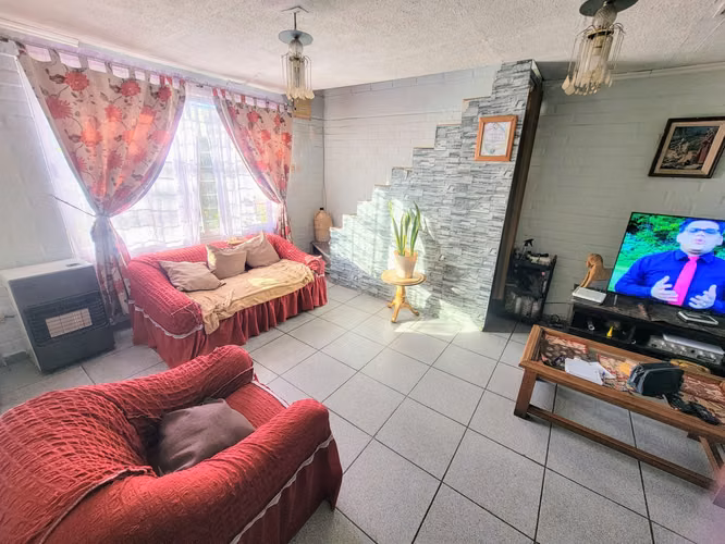 Se vende casa en Villa Arturo Prat, Maipu