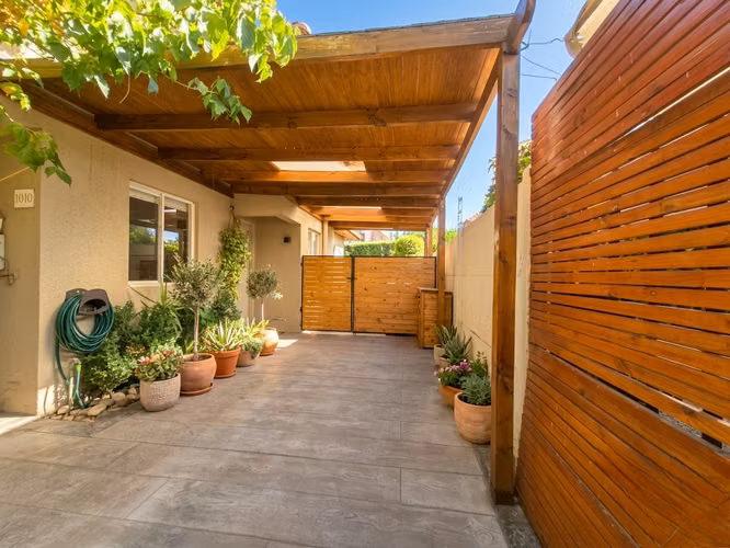 Casa Familiar 4D /3B/2E en Microbarrio - Gran Conectividad y Espacio.Valle Grande