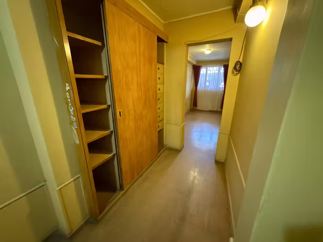 Venta amplia casa en pasaje a pasos La Vega Central y U Santo Tomas