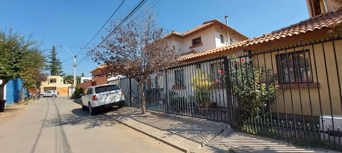 Linda Casa 4D2B Barrio Cerrado