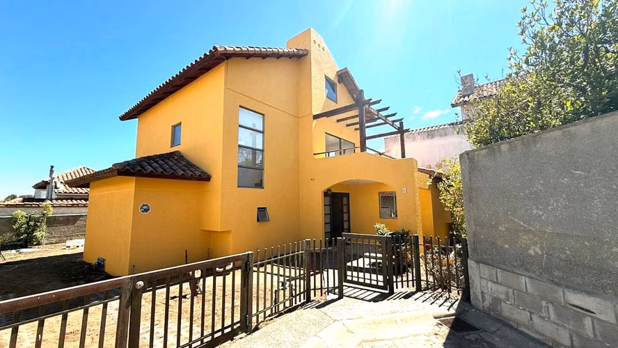 Vendo Casa como nueva, 185 m2 Utiles, Concón