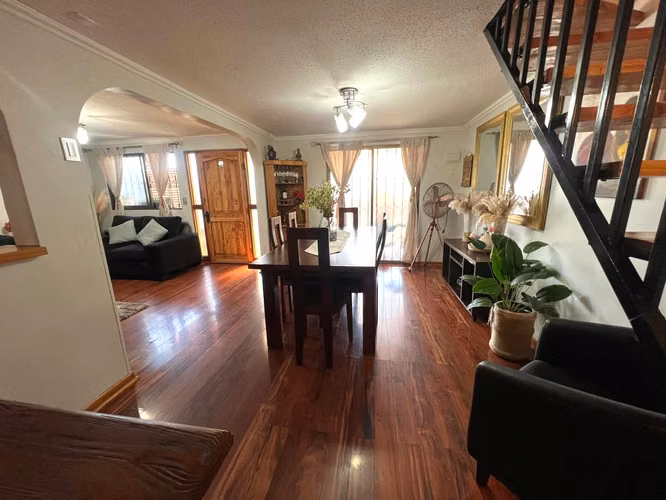 Vendo Casa como nueva, 138 m2, 4 Habitaciones, Maipú - Imagen 3