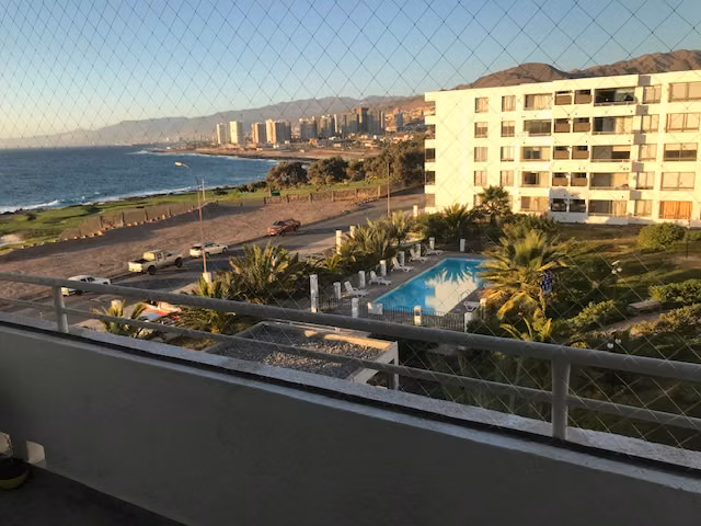 Se vende Espectacular Dpto. Vista al Mar Jardines del Sur.