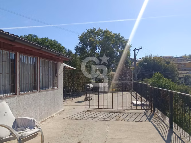 Casa esquina Quilpué 3D/1B + Sótano