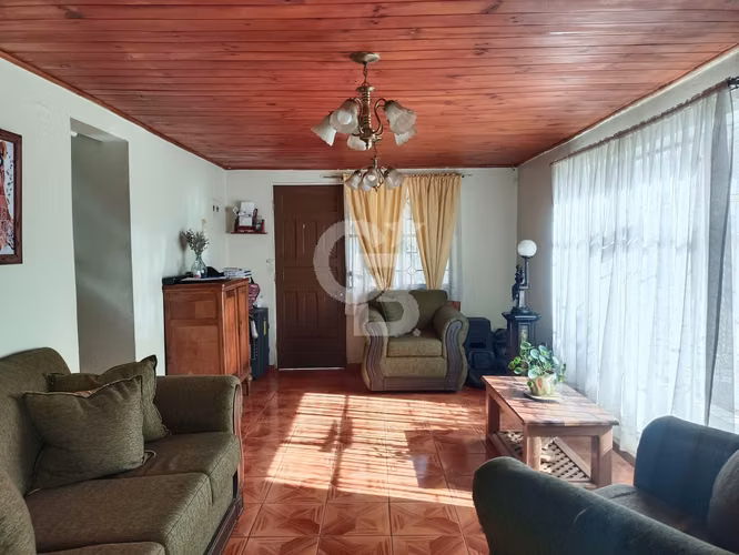 Casa esquina Quilpué 3D/1B + Sótano
