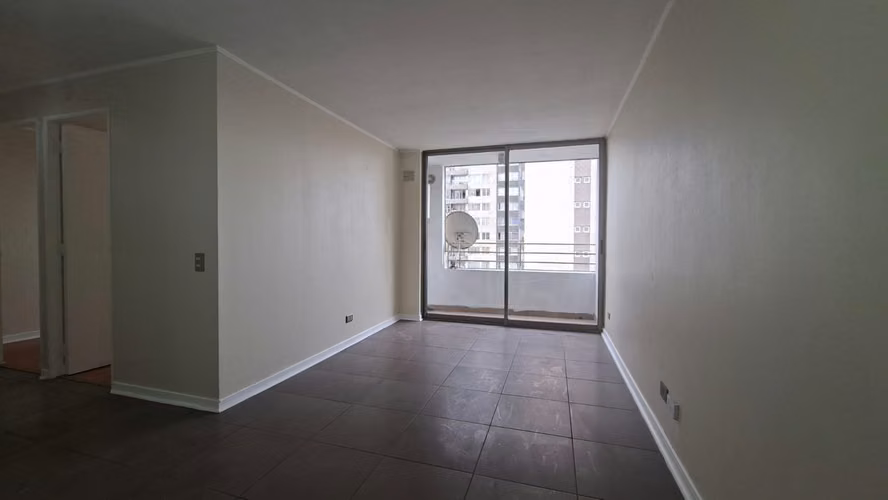 Se Arrienda Depto De 3 Habitaciones Y Un Baño, La Cisterna