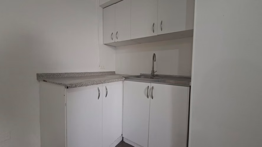 Se Arrienda Depto De 3 Habitaciones Y Un Baño, La Cisterna