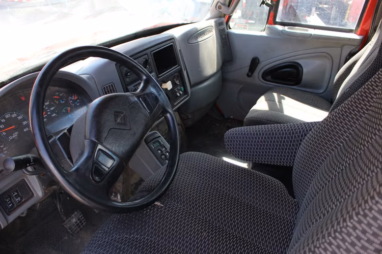 Camion International 7400 año 2012 Plano At 300 hp 108.000 Kms