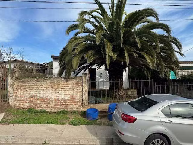 Casa en excelente ubicación y dpto. interior  (151732)