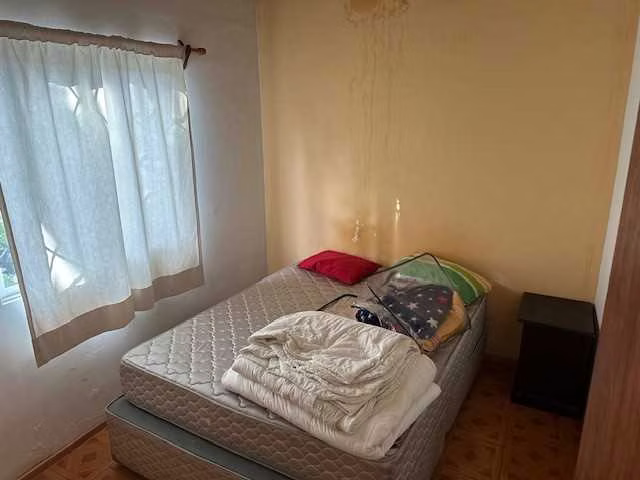 Casa en excelente ubicación y dpto. interior  (151732)