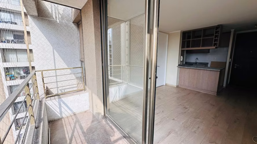 SE ARRIENDA DEPTO DE UNA HABITACION EN IRARRAZAVAL CON 50% DE DSCTO EL PRIMER MES
