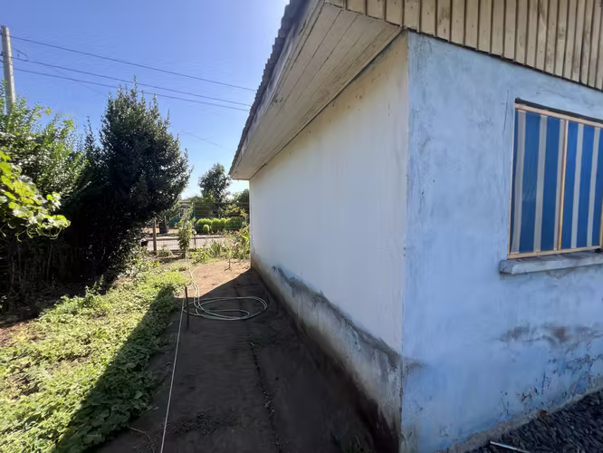 Casa en parcela de 1000 m2, con rol
