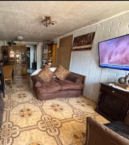 Casa esquina con local comercial Pudahuel Sur 4 dormitorios