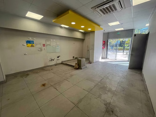 Local Comercial en Los Leones (151764)