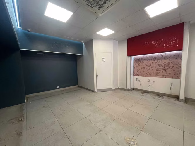 Local Comercial en Los Leones (151764)
