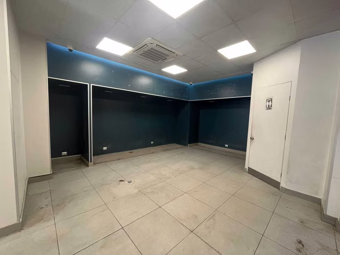 Local Comercial en Los Leones (151764)