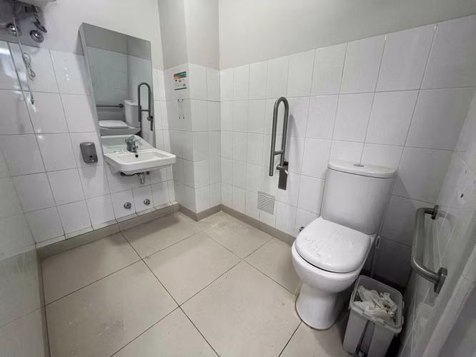 Local Comercial en Los Leones (151764)