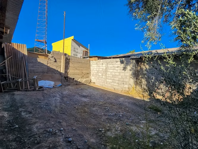 Casa sólida 3D/1B con amplio terreno en Vallenar