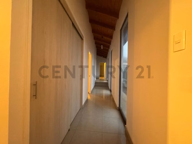 Se vende casa en condominio de Altovalsol