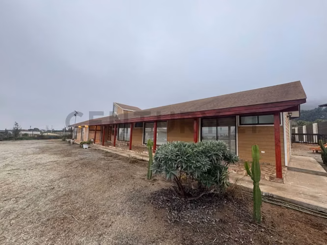 Se vende casa en condominio de Altovalsol