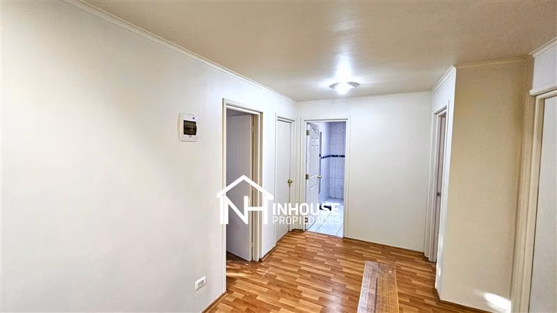 Casa en venta de 5 dorm. en Maipú