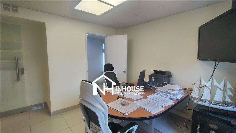 Ofi en arriendo. Metro Los Leones - Imagen 5