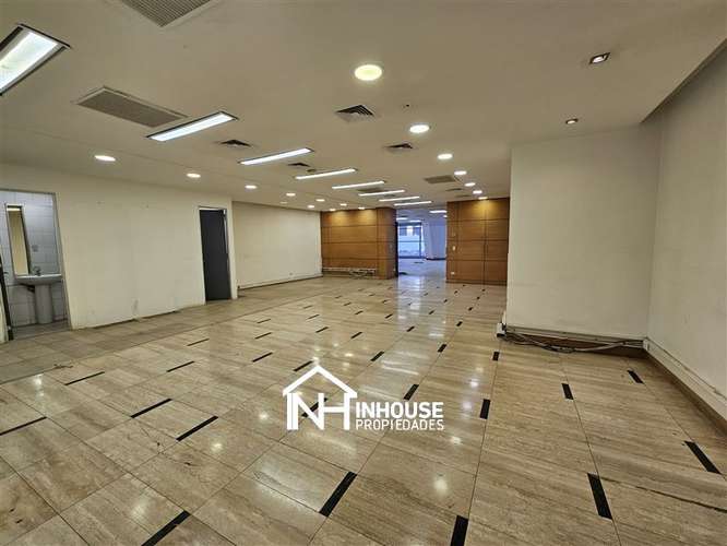 Gran local esquina principal El Golf. Gran terraza interior. - Imagen 5