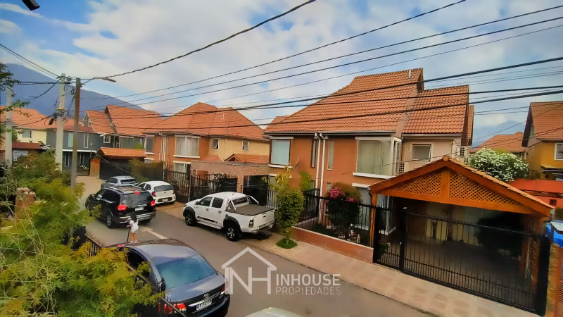 Gran casa en venta 3 pisos en Puente Alto