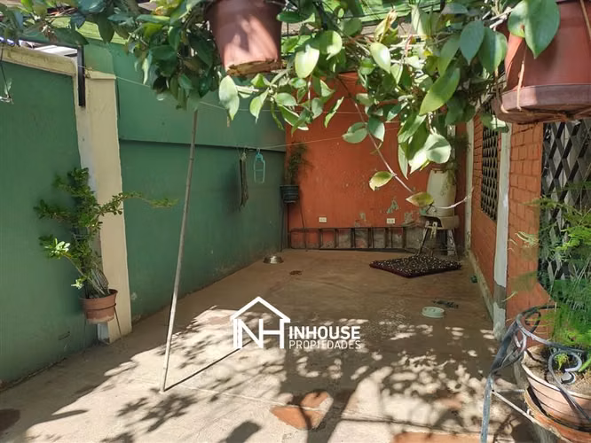 Casa en venta de 3 dorm. en Los Limoneros con El Líbano
