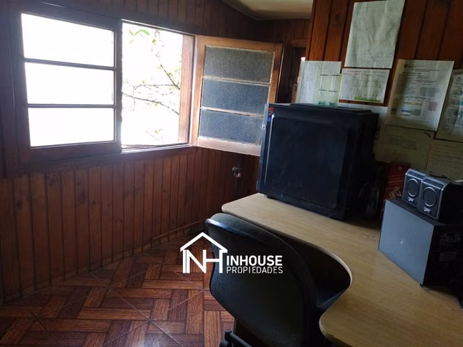 Casa en venta de 3 dorm. en Los Limoneros con El Líbano