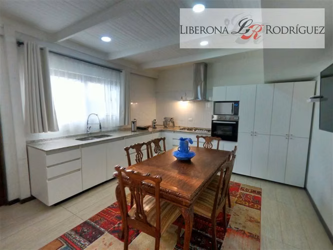 Casa en venta de 3 dorm. en Villa Alemana