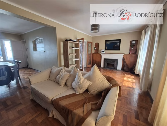 Casa en venta de 6 dorm. en Viña del Mar