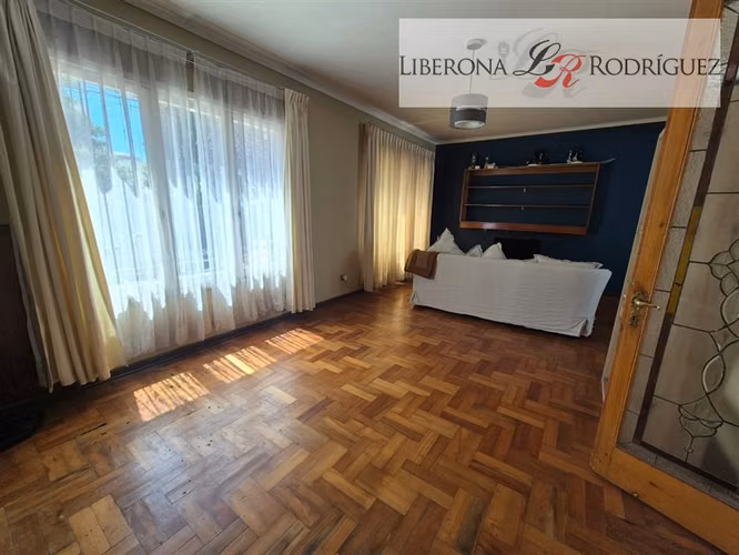 Casa en venta de 6 dorm. en Viña del Mar