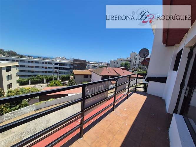 Casa en venta, a pasos del plan de Reñaca